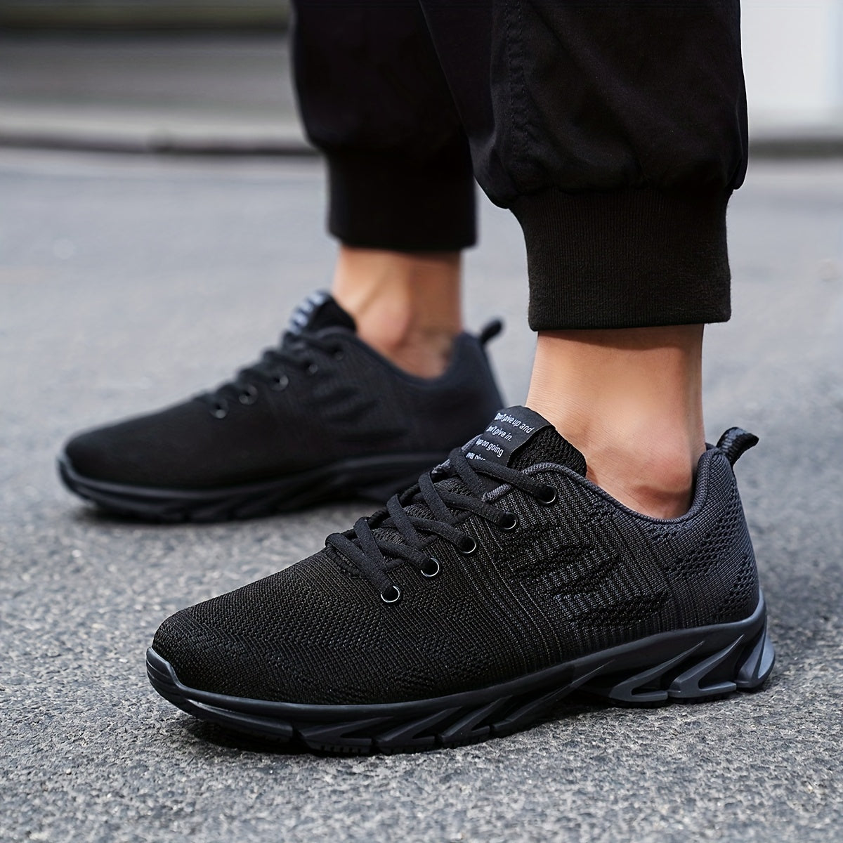 Blade Sneakers, Mesh Athletic Shoes, Breathable Lace-ups